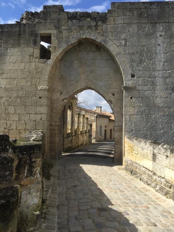 La Maison Colline Hotel Saint-Emilion Exterior photo